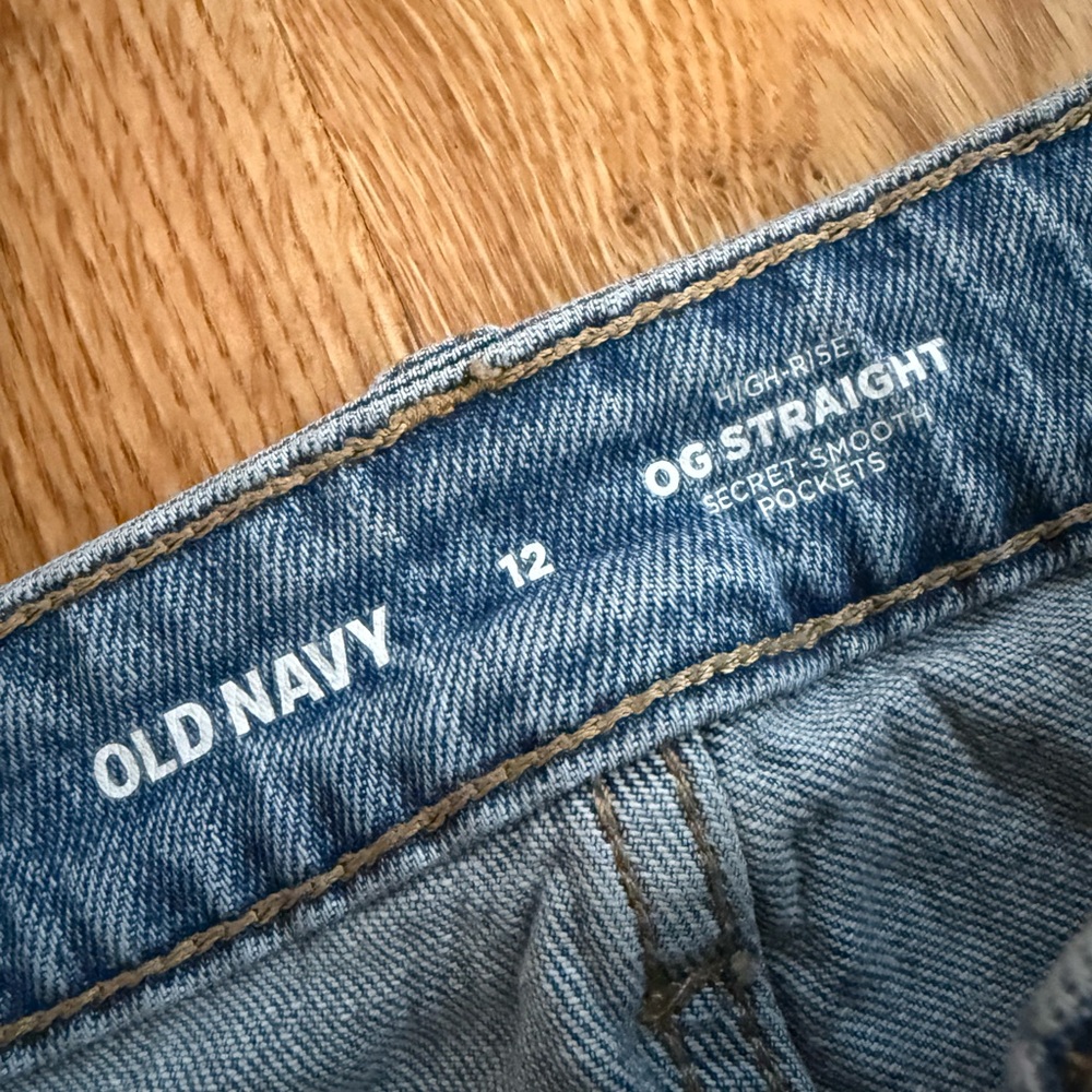 Old Navy Light Blue High-Rise OG Straight Women’s Jeans